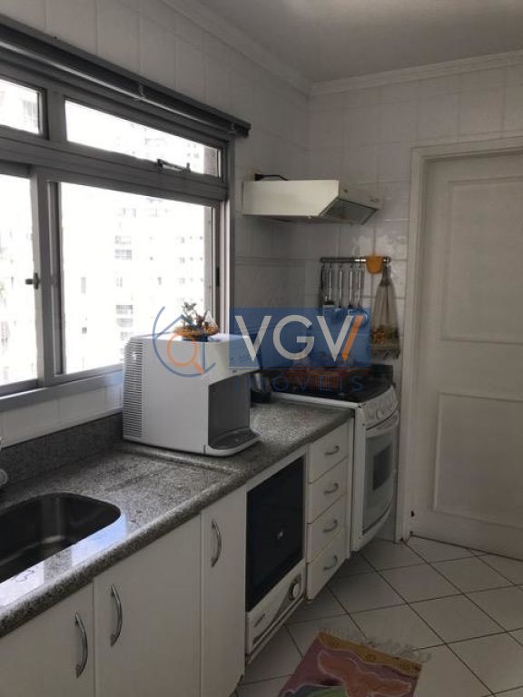 Apartamento à venda com 2 quartos, 90m² - Foto 4