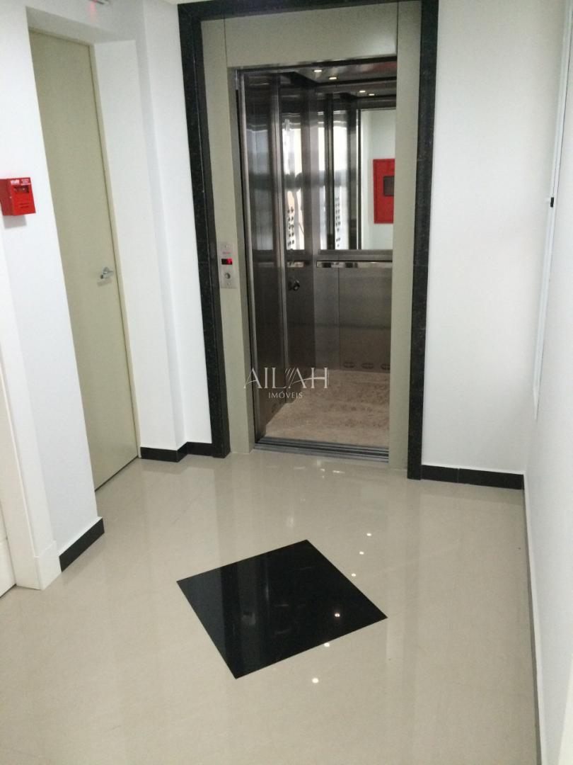 Apartamento à venda com 2 quartos, 71m² - Foto 21