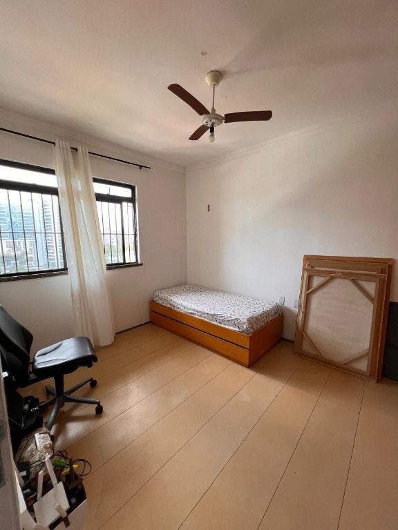 Apartamento à venda com 3 quartos, 139m² - Foto 6