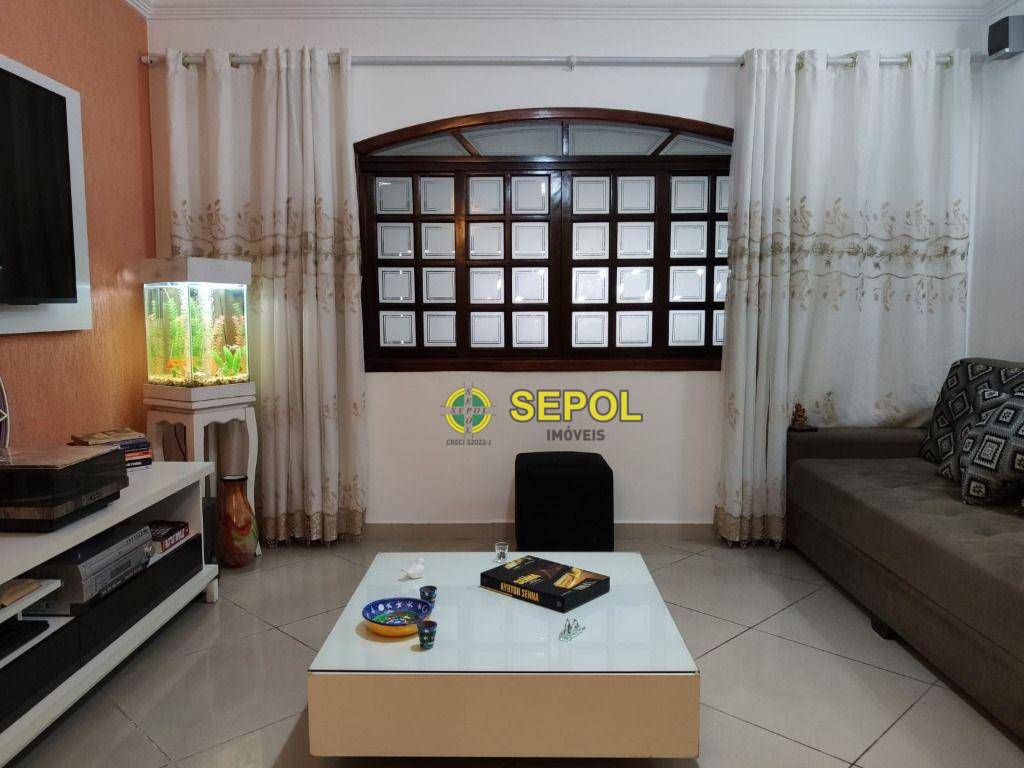 Sobrado à venda com 3 quartos, 180m² - Foto 1