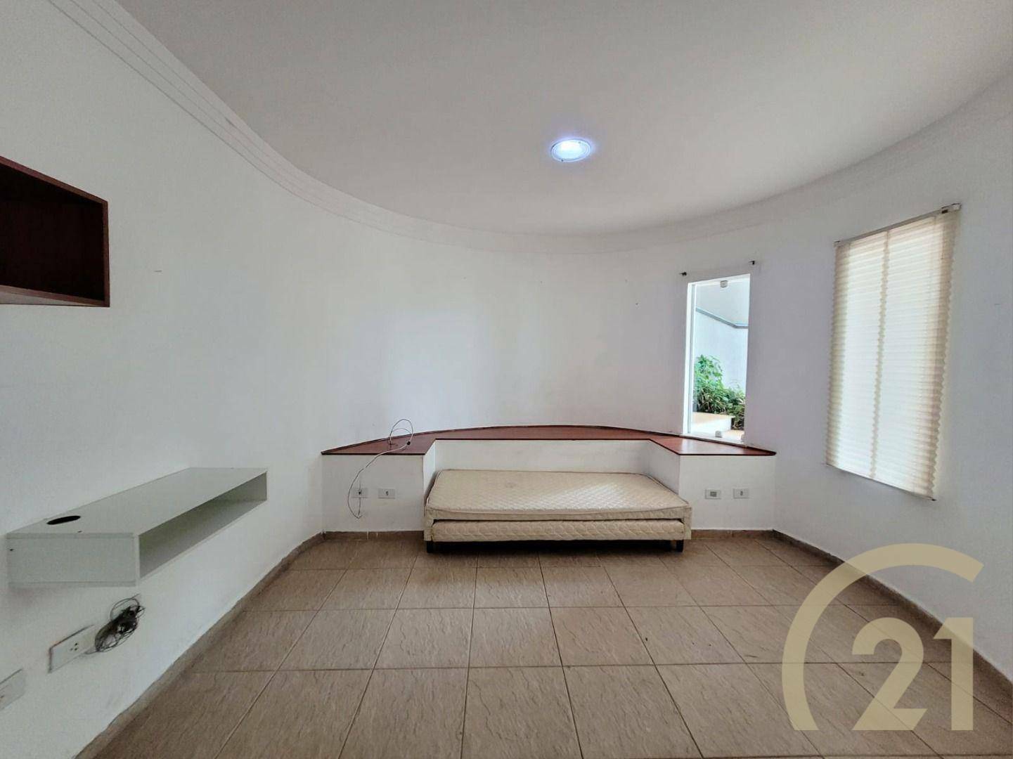 Casa de Condomínio à venda com 3 quartos, 329m² - Foto 18