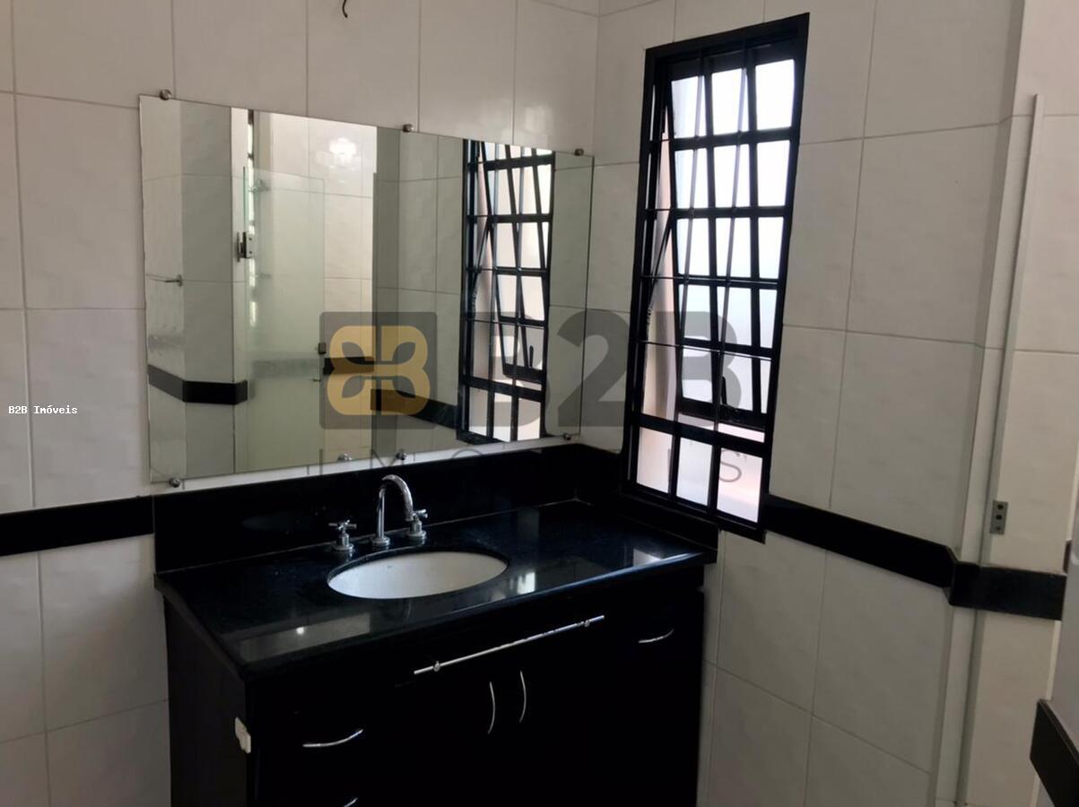 Casa de Condomínio à venda com 4 quartos, 386m² - Foto 12