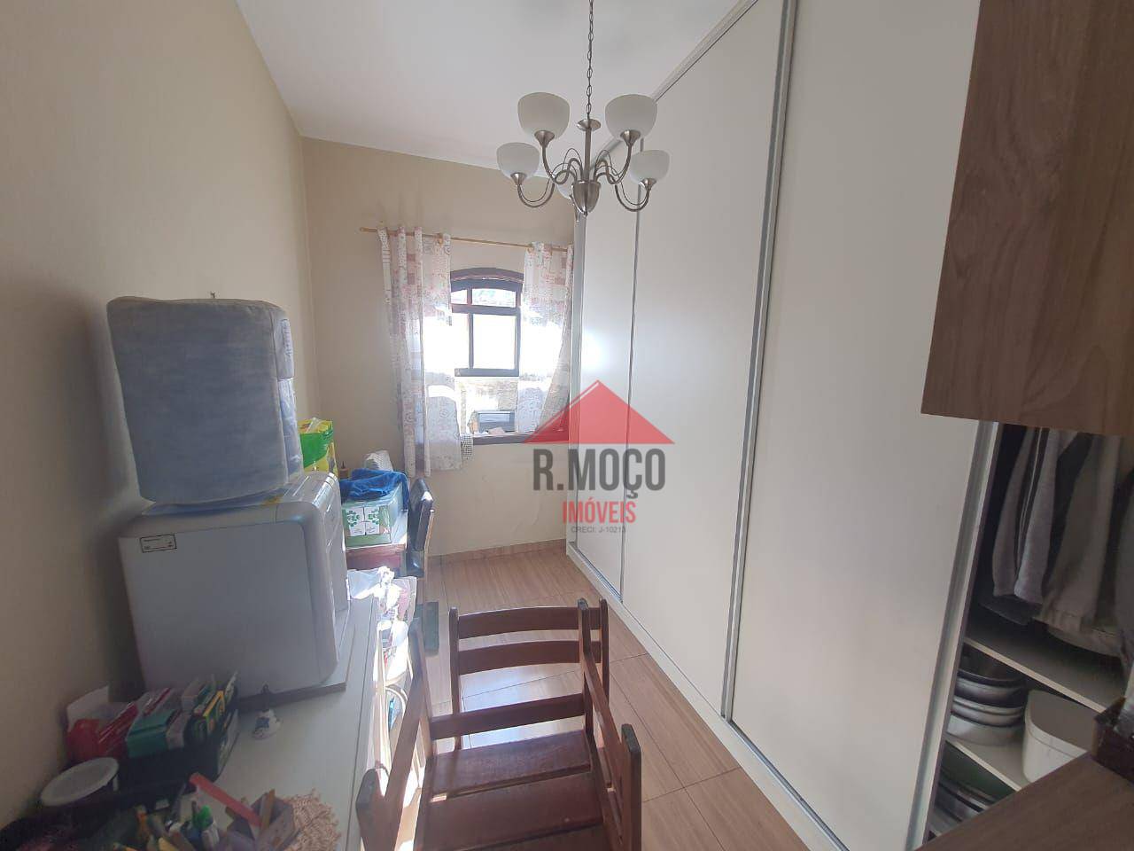 Casa à venda com 3 quartos, 77m² - Foto 14