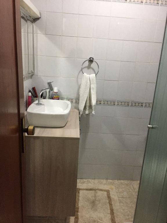 Apartamento à venda com 2 quartos, 65m² - Foto 11