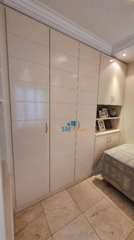 Apartamento à venda com 2 quartos, 75m² - Foto 11