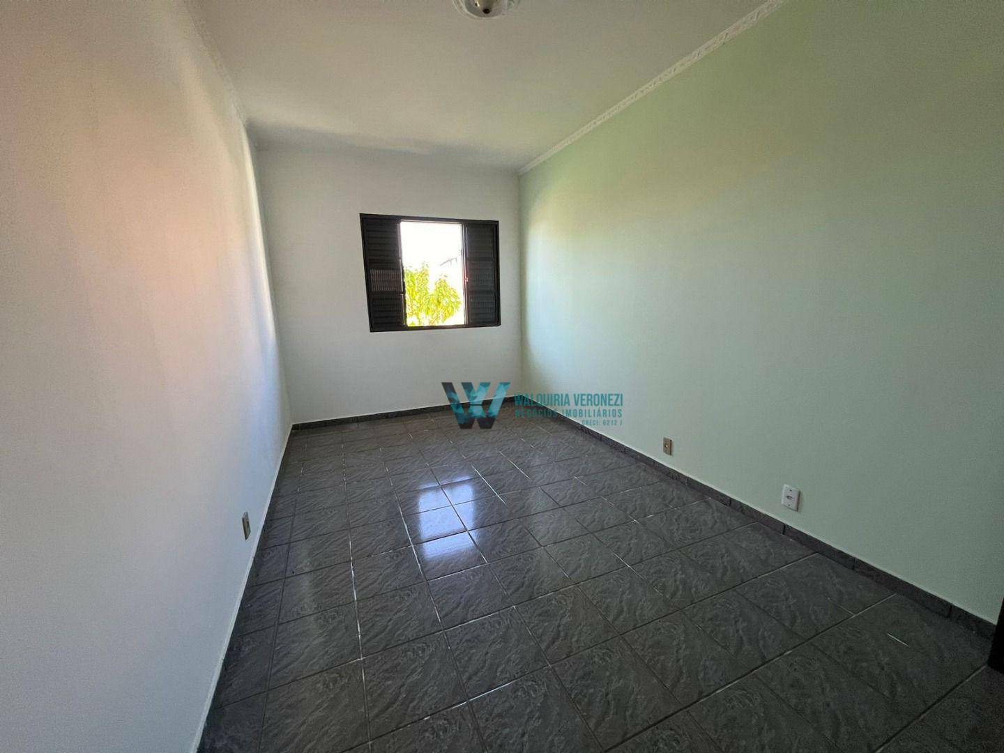 Casa à venda com 2 quartos, 94m² - Foto 11