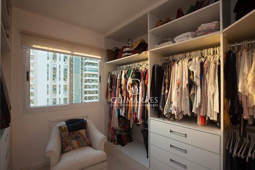 Apartamento à venda com 3 quartos, 123m² - Foto 3