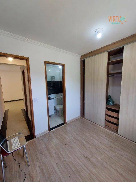 Apartamento para alugar com 2 quartos, 65m² - Foto 18