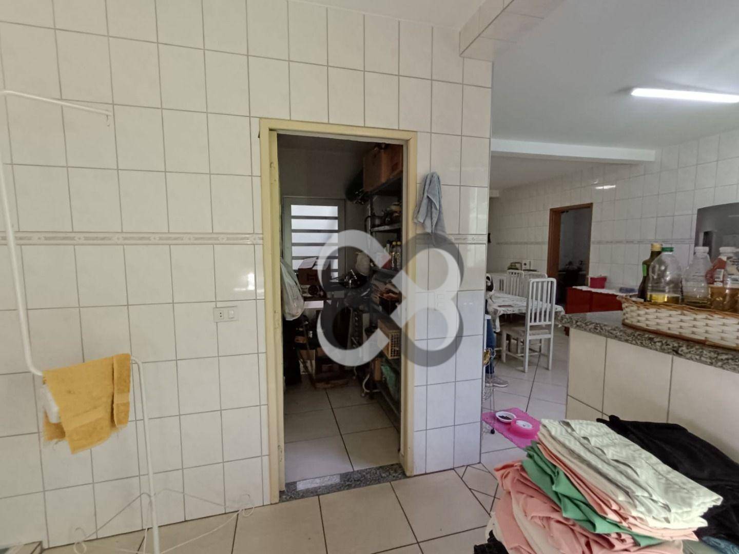 Casa à venda com 4 quartos, 217m² - Foto 19