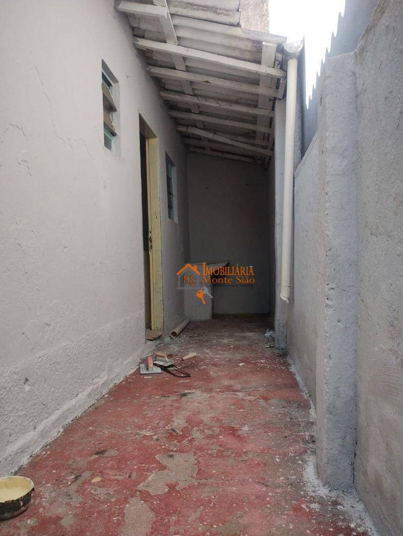 Sobrado à venda com 6 quartos, 300m² - Foto 11