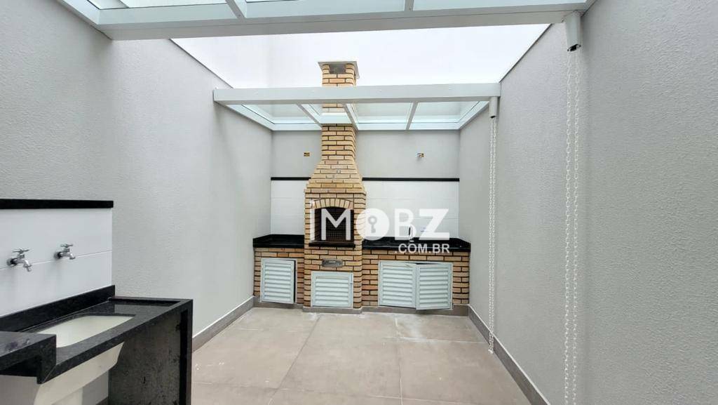 Casa à venda com 3 quartos, 125m² - Foto 1