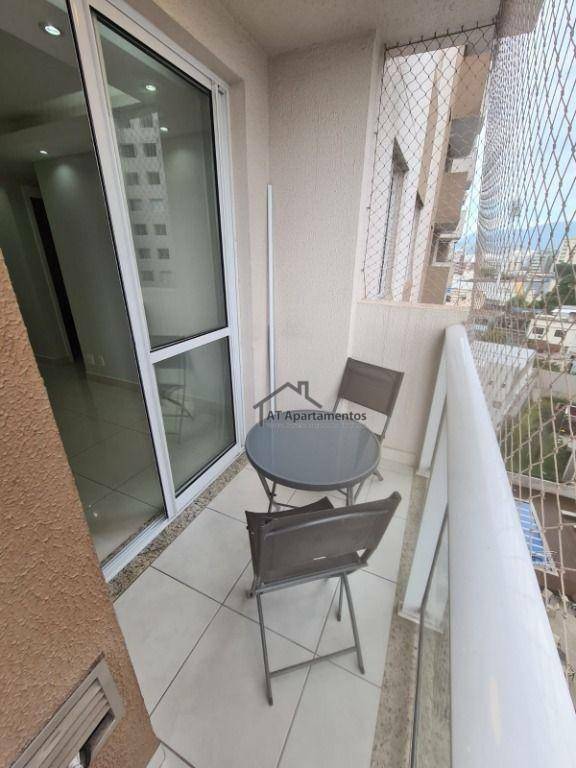 Apartamento à venda com 2 quartos, 57m² - Foto 6