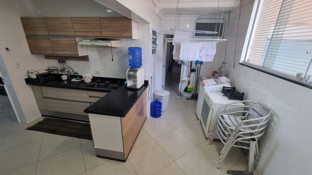 Apartamento à venda com 4 quartos, 180m² - Foto 28