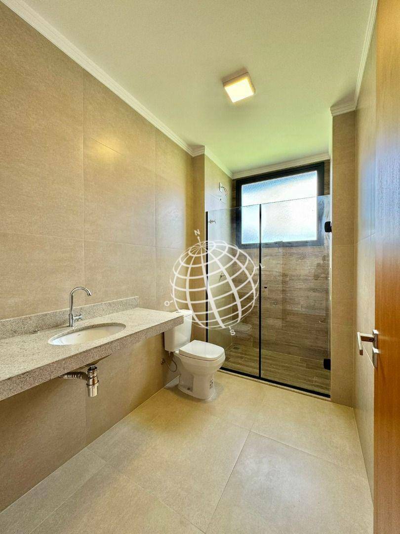 Casa, 3 quartos, 219 m² - Foto 24