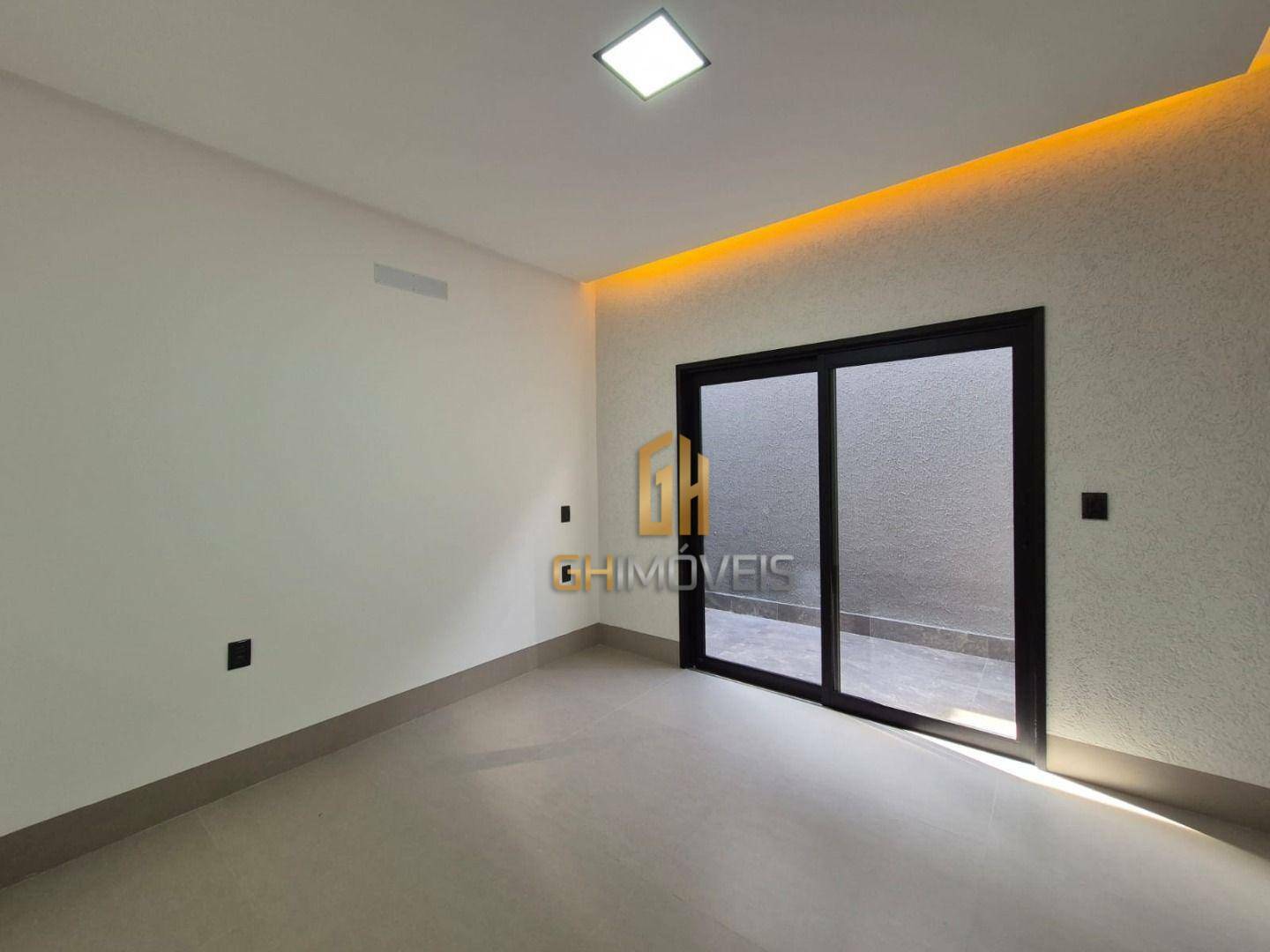 Casa à venda com 4 quartos, 238m² - Foto 15