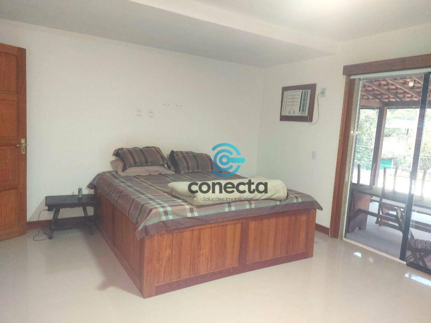 Casa à venda e aluguel com 3 quartos, 250m² - Foto 9