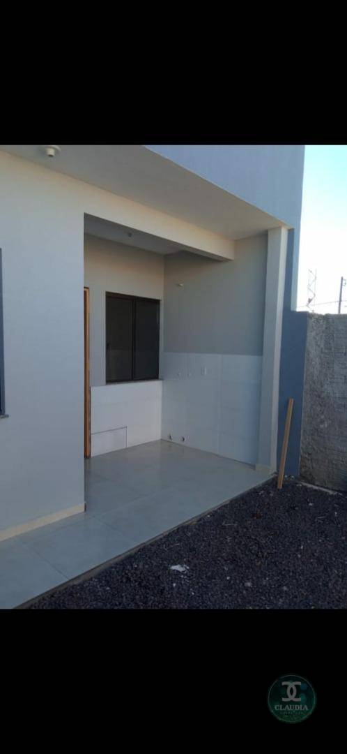 Casa à venda com 2 quartos, 56m² - Foto 3