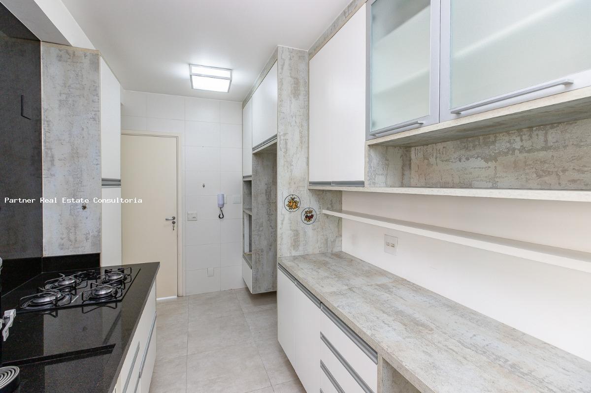 Apartamento à venda com 3 quartos, 175m² - Foto 19
