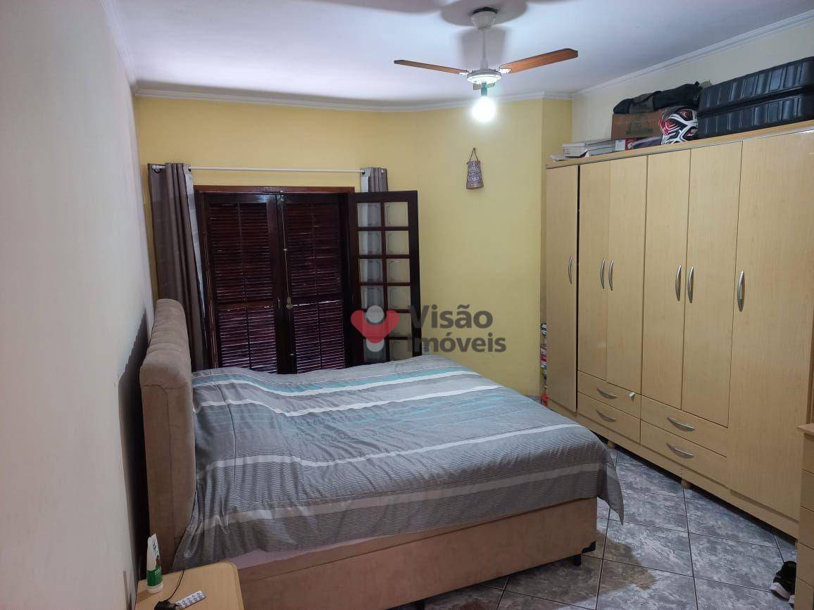 Sobrado à venda com 3 quartos, 213m² - Foto 14