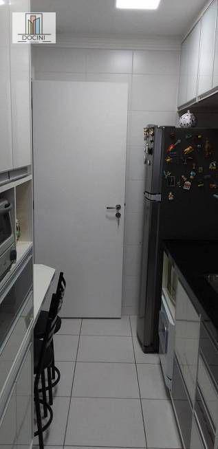 Apartamento à venda com 2 quartos, 69m² - Foto 16