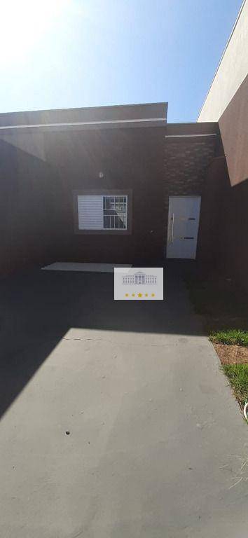 Casa à venda com 2 quartos, 69m² - Foto 5