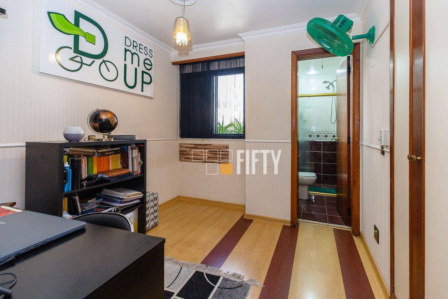 Apartamento à venda com 4 quartos, 133m² - Foto 17