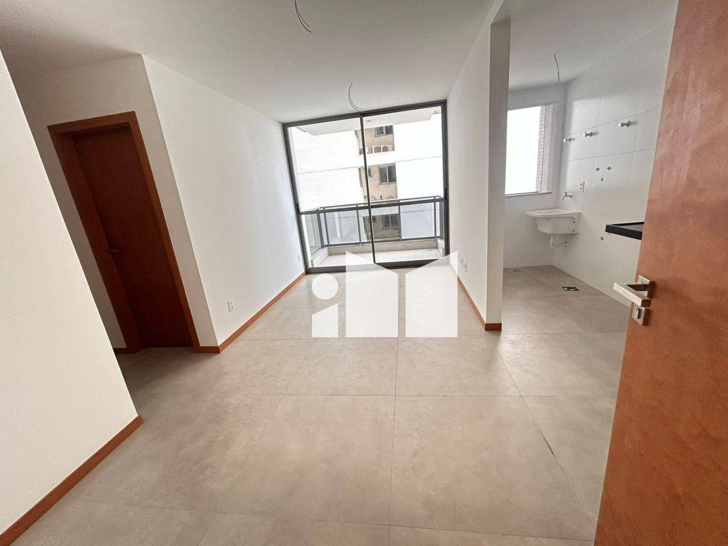 Apartamento à venda com 2 quartos, 60m² - Foto 5