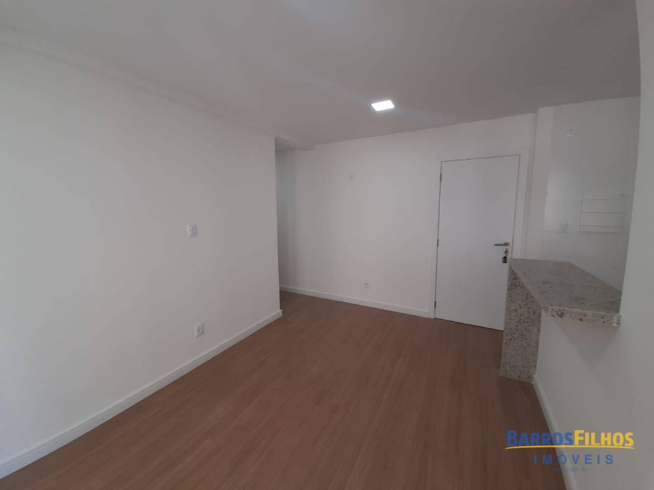 Apartamento para alugar com 2 quartos, 60M2 - Foto 11