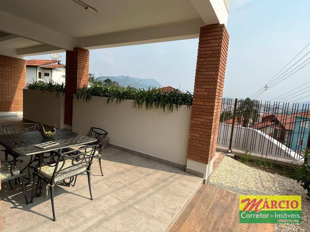 Casa à venda com 4 quartos, 413m² - Foto 25