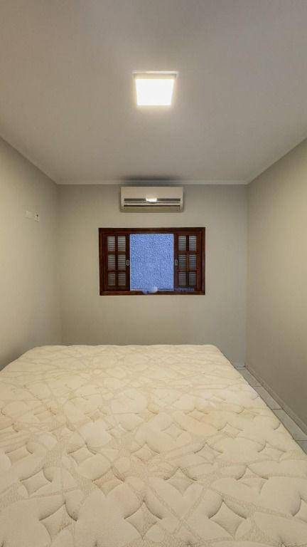 Casa para alugar com 3 quartos, 121m² - Foto 28