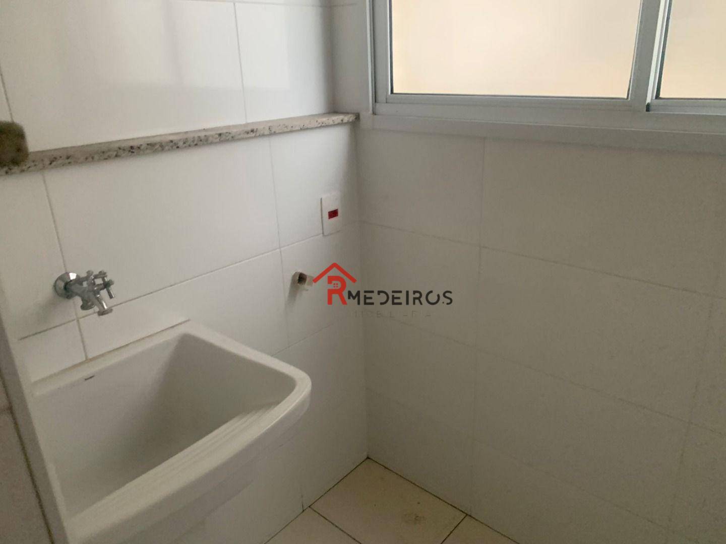 Apartamento à venda com 2 quartos, 80m² - Foto 17