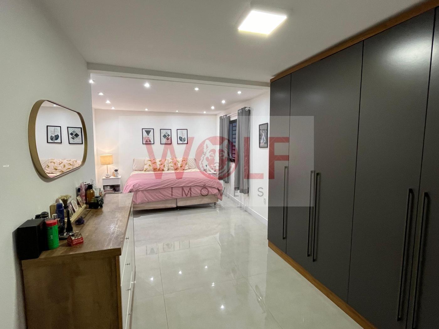 Casa à venda com 3 quartos, 340m² - Foto 13