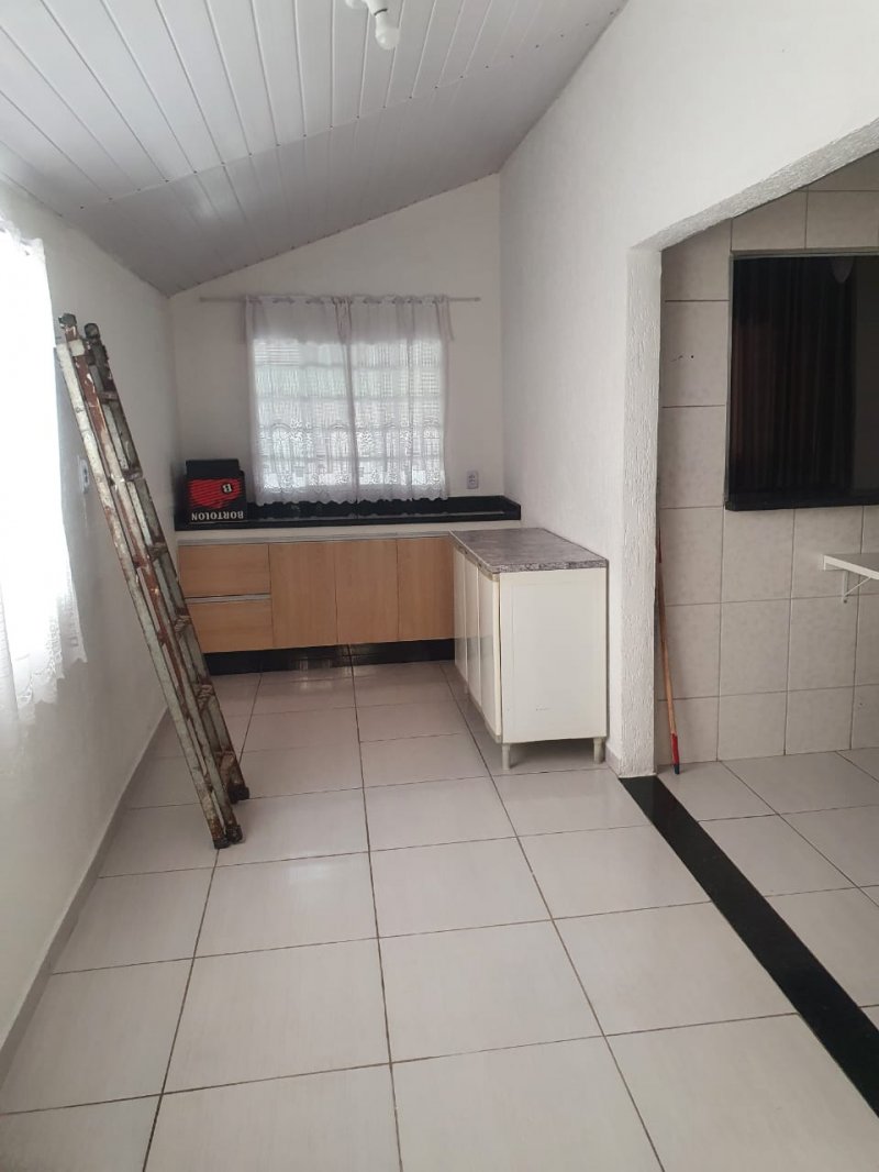 Casa à venda com 3 quartos, 119m² - Foto 9