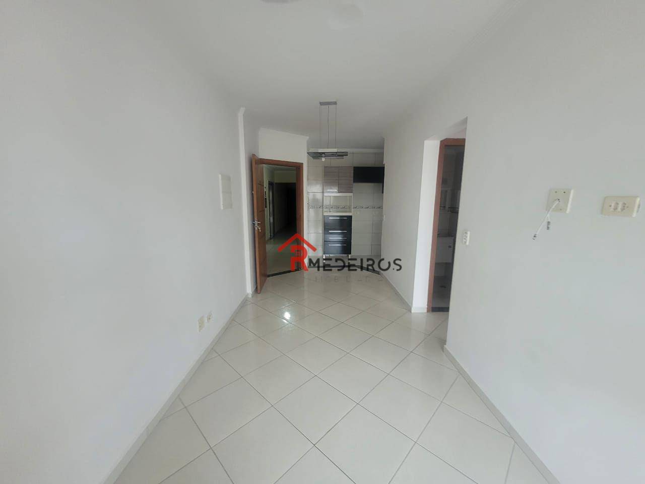 Apartamento à venda com 2 quartos, 68m² - Foto 3