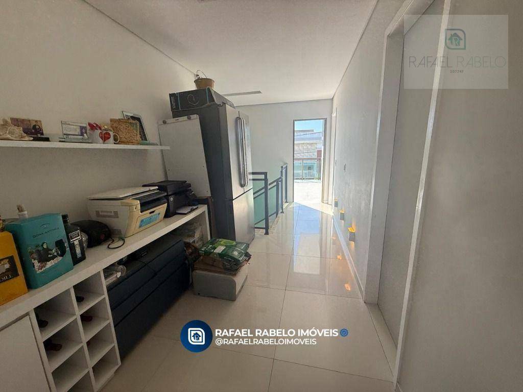 Casa de Condomínio para alugar com 4 quartos, 207m² - Foto 16