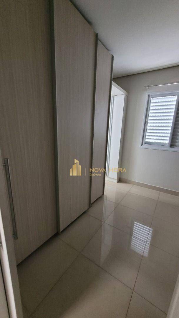 Apartamento à venda com 3 quartos, 75m² - Foto 19