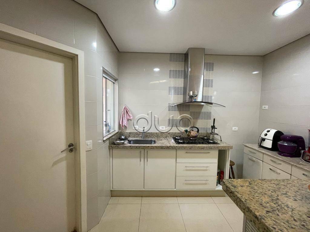 Casa à venda com 3 quartos, 180m² - Foto 22