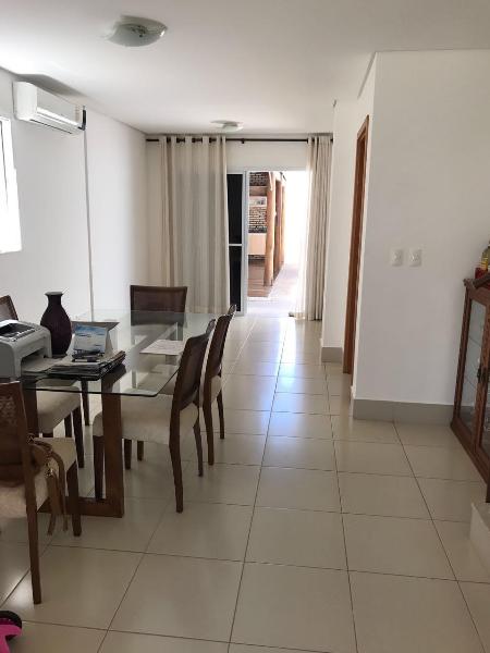 Casa de Condomínio à venda com 4 quartos, 180m² - Foto 3