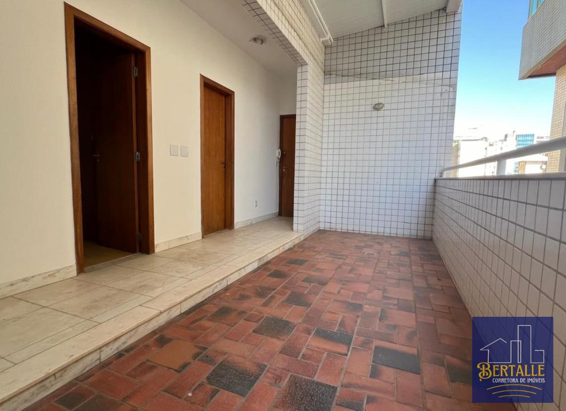 Cobertura à venda com 4 quartos, 247m² - Foto 5