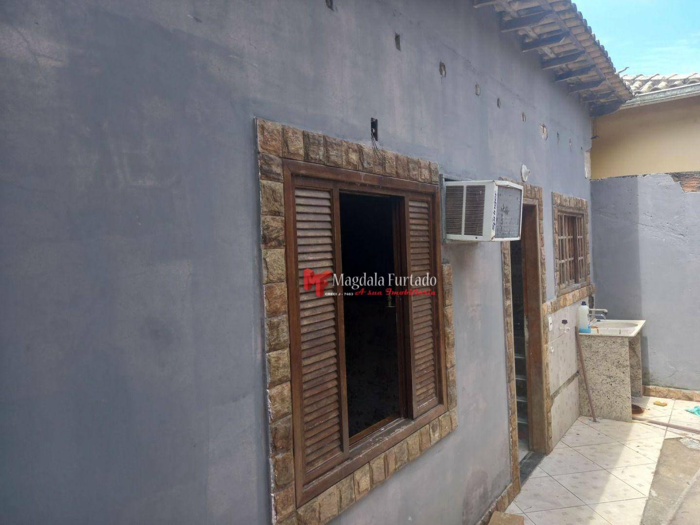 Casa à venda com 1 quarto, 68m² - Foto 2