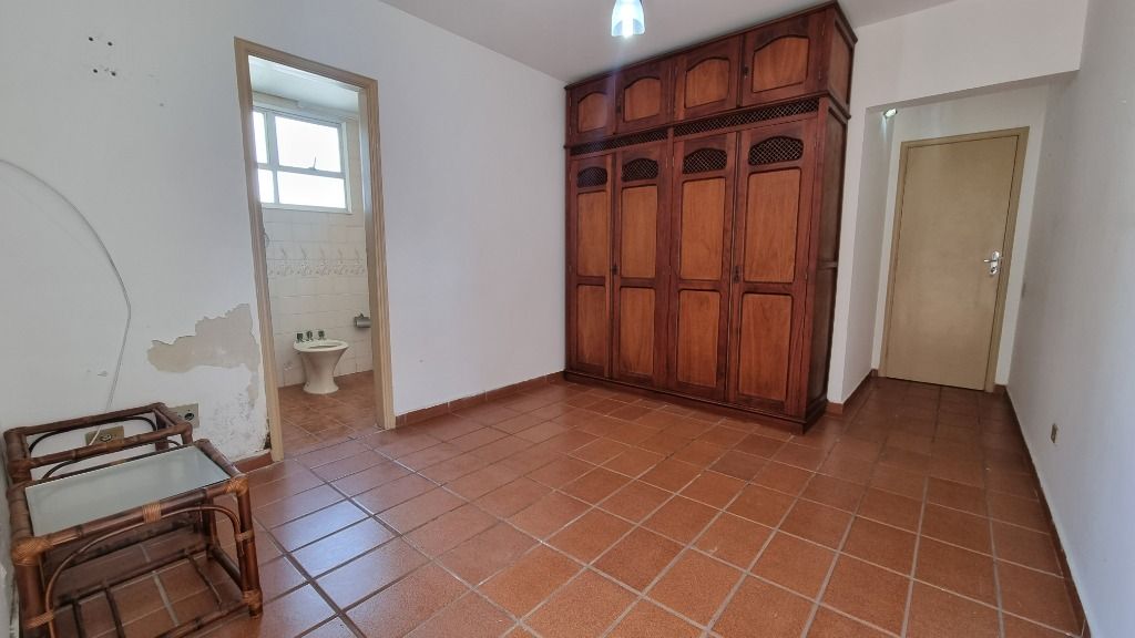 Apartamento à venda com 3 quartos, 120m² - Foto 9