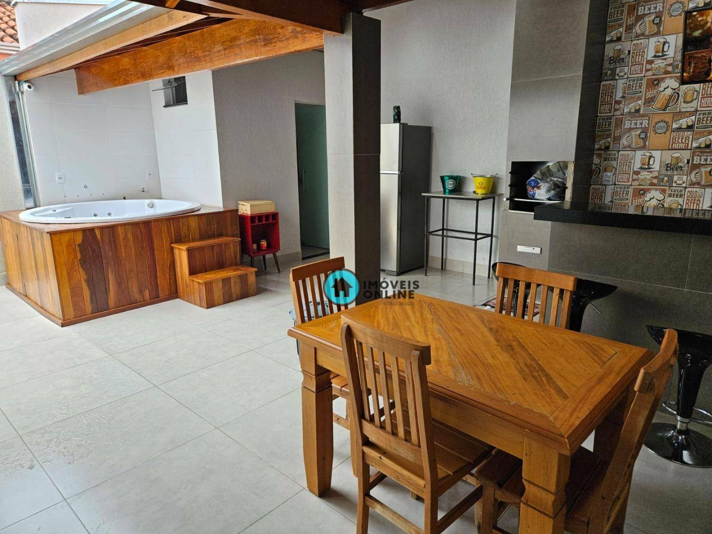 Casa à venda com 2 quartos, 89m² - Foto 4