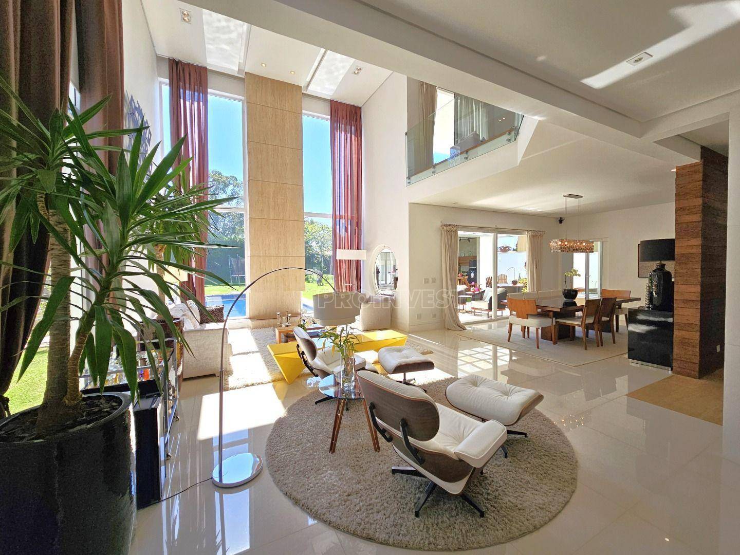 Casa de Condomínio à venda com 4 quartos, 535m² - Foto 5