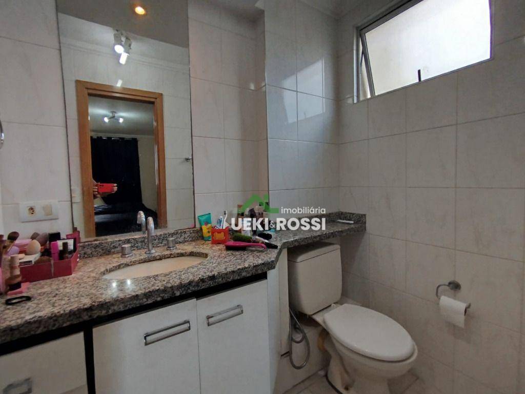 Apartamento à venda com 2 quartos, 65m² - Foto 7