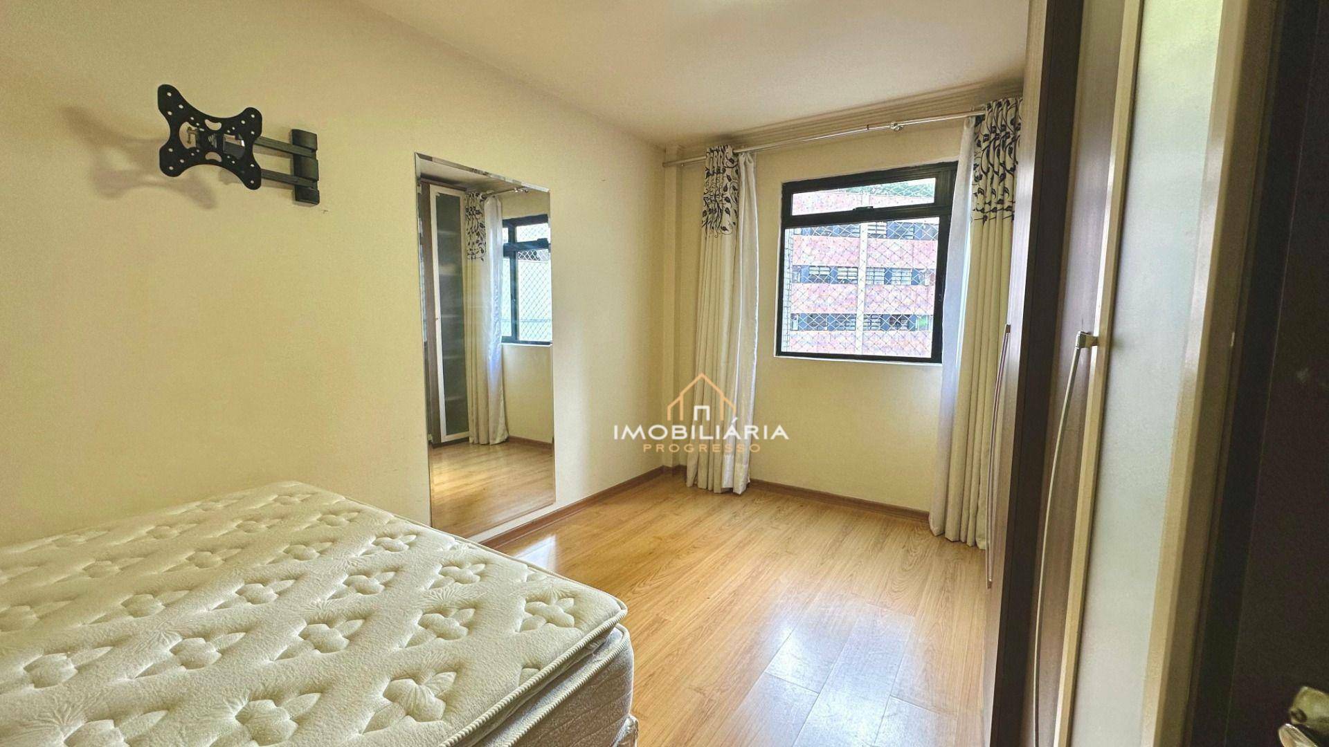 Apartamento para alugar com 2 quartos, 90m² - Foto 21