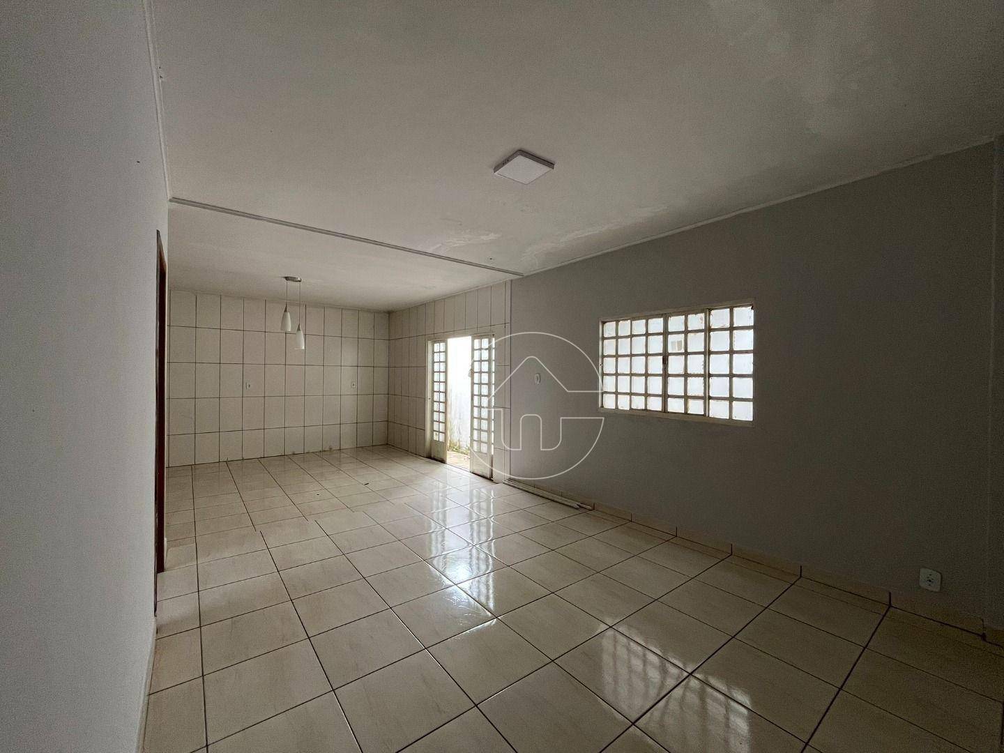 Casa à venda com 3 quartos, 220m² - Foto 12
