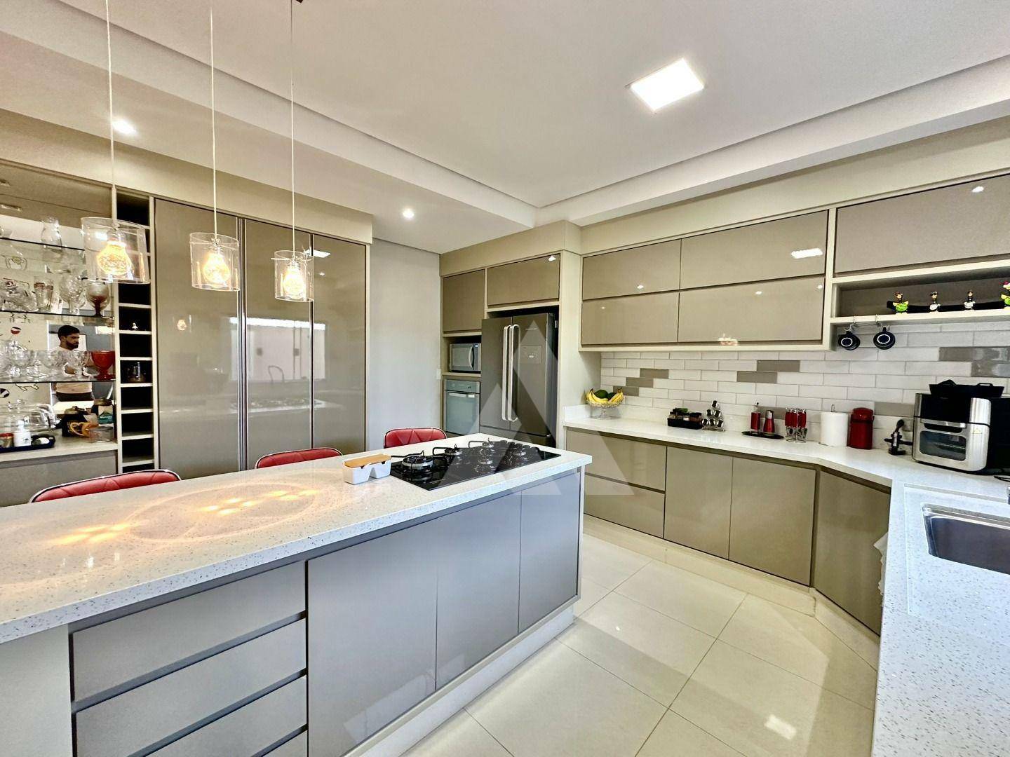 Casa à venda com 3 quartos, 180m² - Foto 16