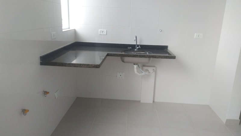 Apartamento à venda com 2 quartos, 70m² - Foto 16