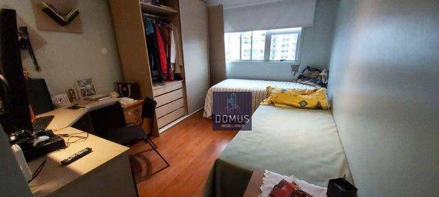 Cobertura à venda com 3 quartos, 250m² - Foto 6