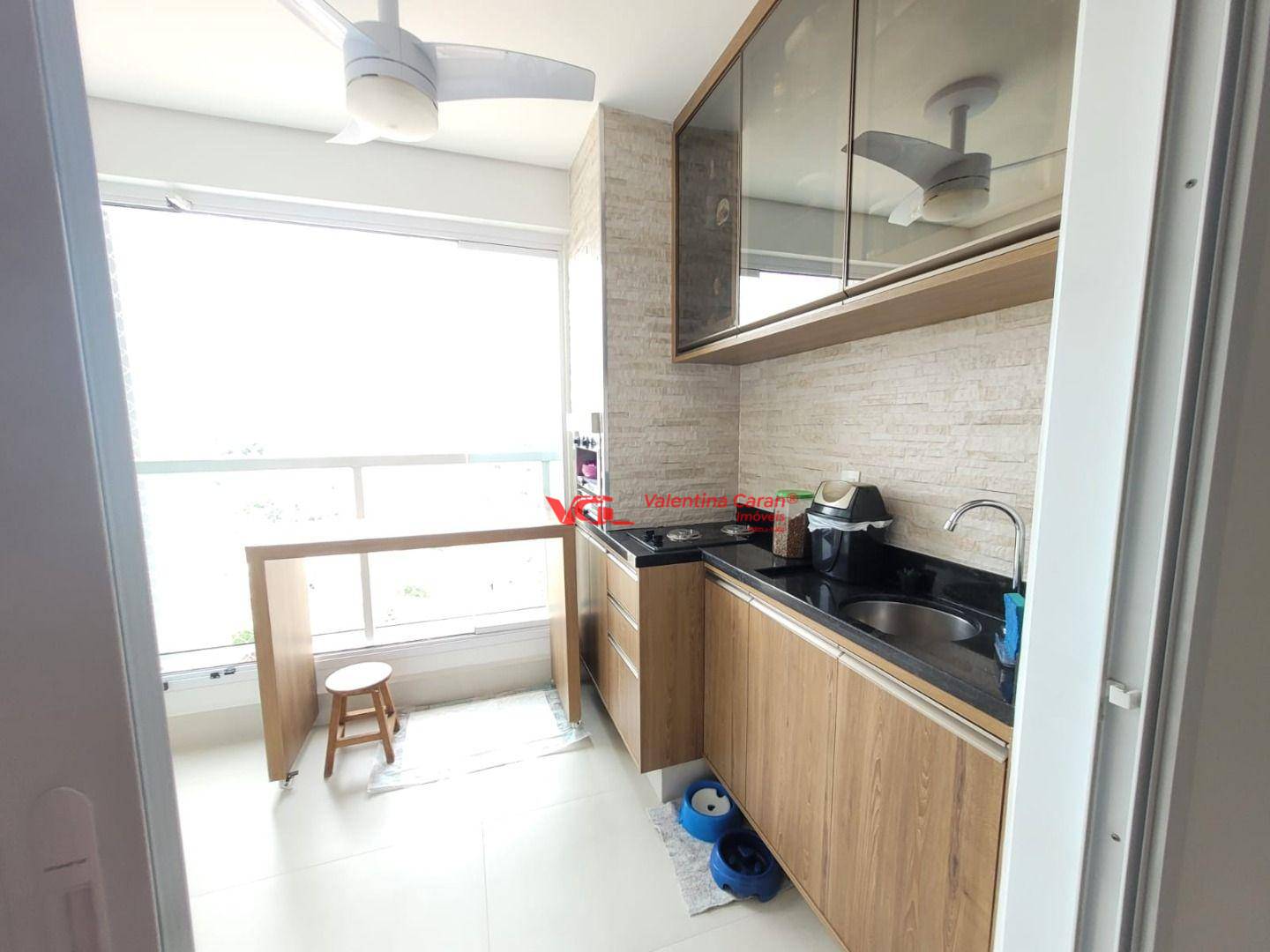 Apartamento à venda com 3 quartos, 95m² - Foto 9